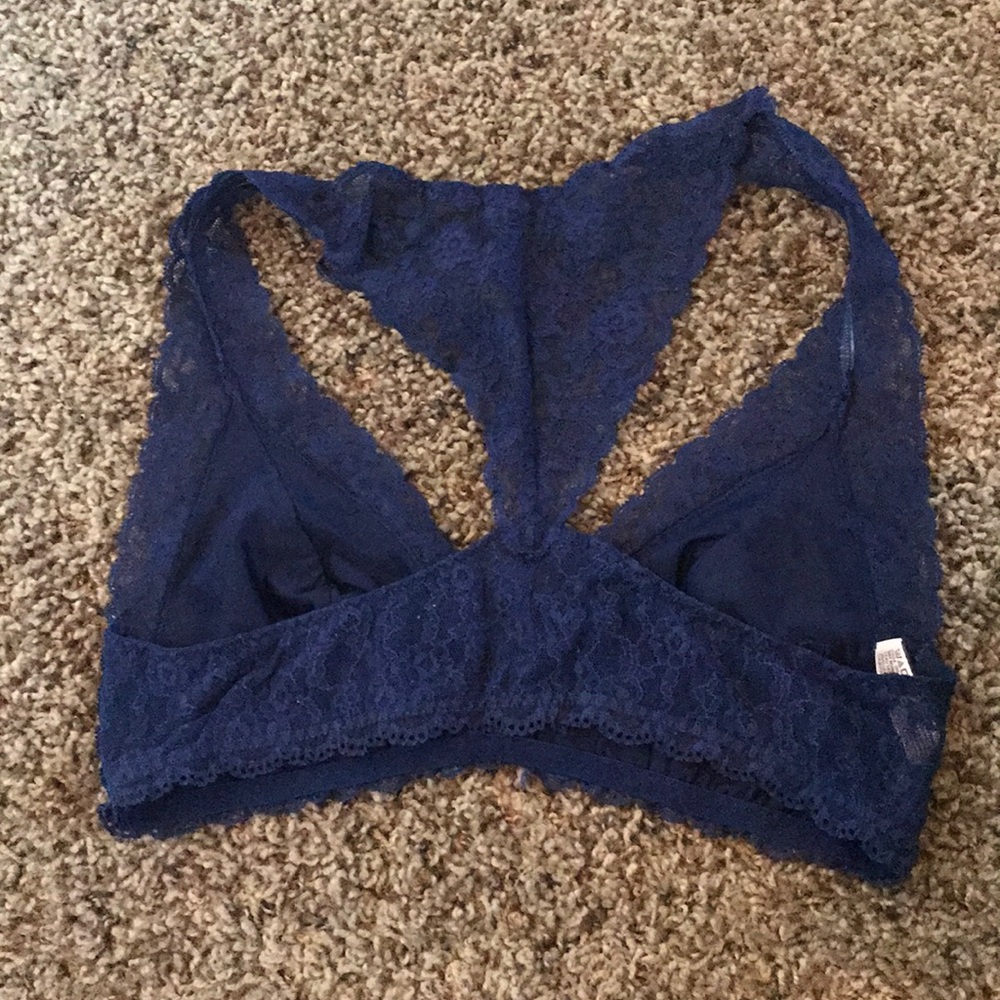 Victoria’s Secret bralette - Picture 2 of 3